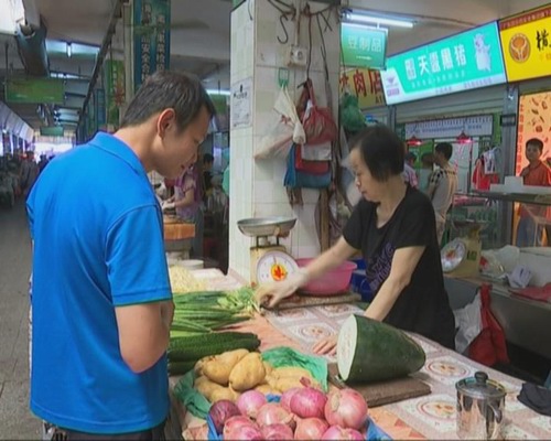 夏季炎热 食用冬瓜、绿豆等食物最消暑